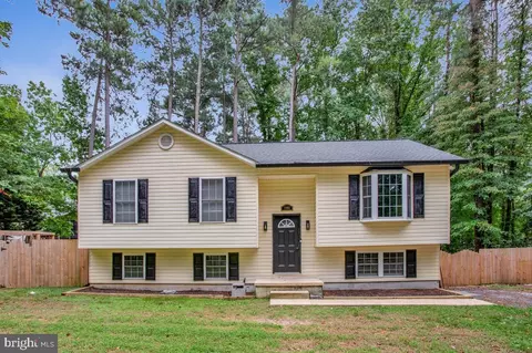11685 Cowpoke Cir, Lusby, MD 20657