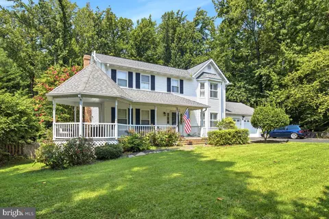 31 Radcliffe Dr, Huntingtown, MD 20639