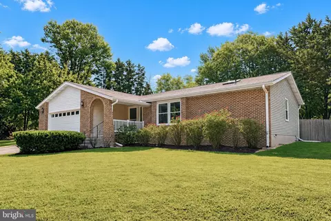 6430 Dant Dr, Owings, MD 20736