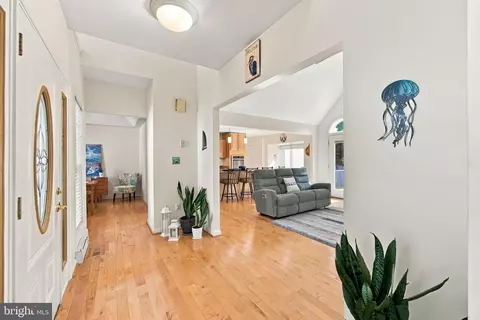 Entry Way - 13553 Osprey Ln, Solomons, MD 20688 photo 1 of 1