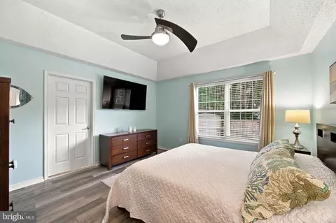 Bedroom - 13553 Osprey Ln, Solomons, MD 20688 photo 2 of 4