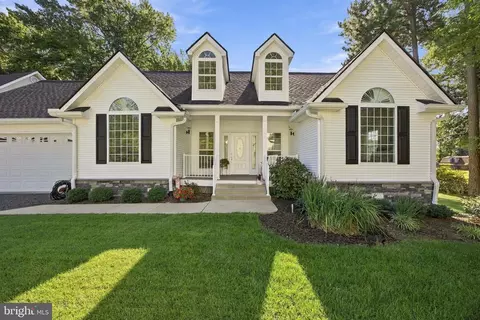 Exterior - 13553 Osprey Ln, Solomons, MD 20688 photo 5 of 15