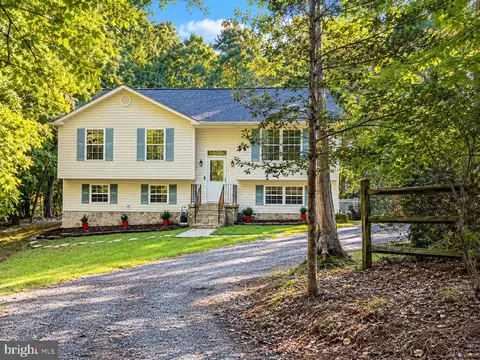12601 Sagebrush Dr, Lusby, MD 20657
