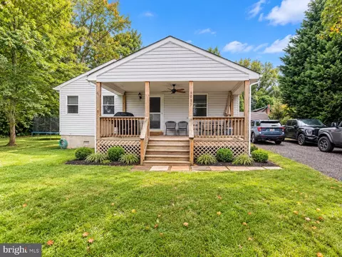 6095 Hill Rd, Saint Leonard, MD 20685