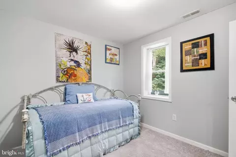 Bedroom - 729 Spruce Dr, Lusby, MD 20657 photo 3 of 3