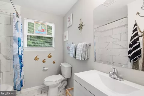 Bath - 729 Spruce Dr, Lusby, MD 20657 photo 1 of 3