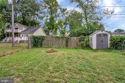 Exterior - 3911 7th St, North Beach, MD 20714 photo 7 of 10