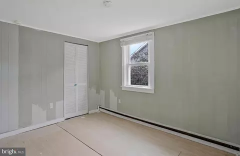 Bedroom - 3911 7th St, North Beach, MD 20714 photo 2 of 3