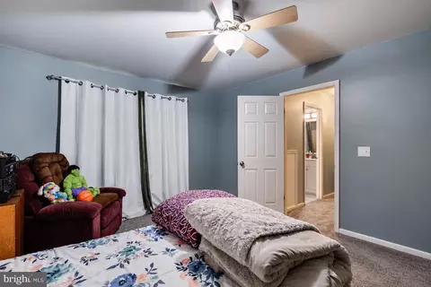 Bedroom - 12962 Mohawk Dr, Lusby, MD 20657 photo 4 of 6