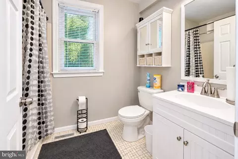 Bath - 12962 Mohawk Dr, Lusby, MD 20657 photo 4 of 5