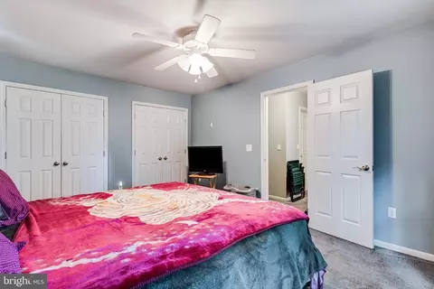 Bedroom - 12962 Mohawk Dr, Lusby, MD 20657 photo 6 of 6