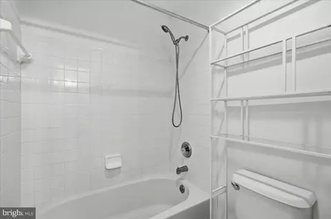 Bath - 534 Summerset Ct #37, Solomons, MD 20688 photo 1 of 1