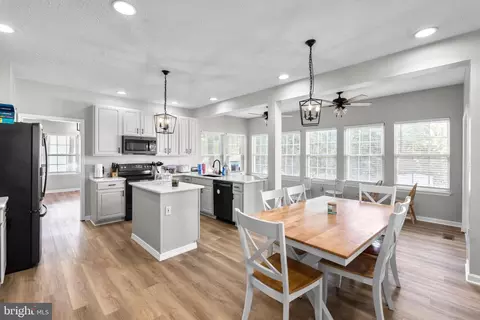 Kitchen - 8210 Bayview Hills Dr, Chesapeake Beach, MD 20732 photo 2 of 2