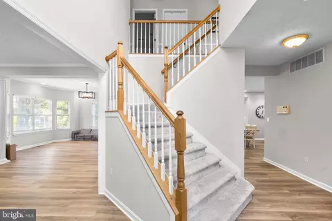 Entry Way - 8210 Bayview Hills Dr, Chesapeake Beach, MD 20732 photo 1 of 14