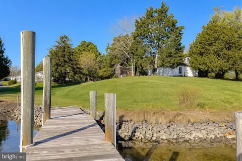 610 Rolling Hills Rd, Solomons, MD 20688 photo 4