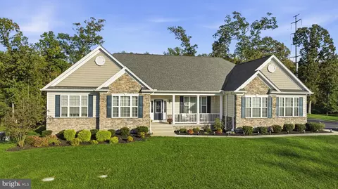 2034 Saint Pauls Ct, Prince Frederick, MD 20678