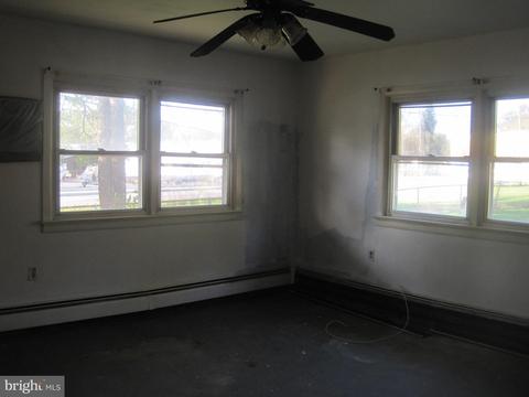 152 Douglas Ln, Cecilton, MD 21913 photo 4