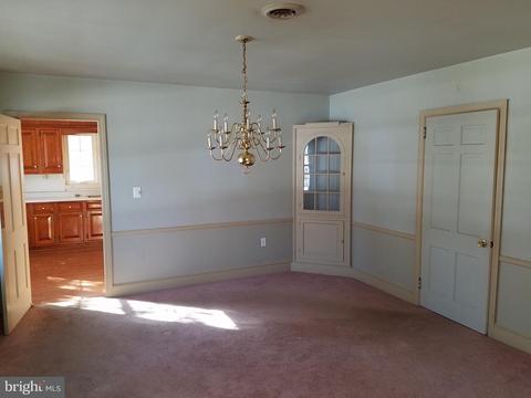 247 E Main St, Elkton, MD 21921 photo 5