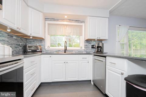 2417 Appleton Rd, Elkton, MD 21921 photo 9