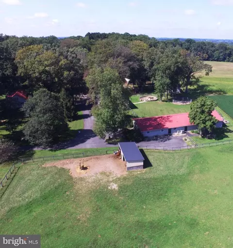 895 Warburton Rd, Elkton, MD 21921 photo 3
