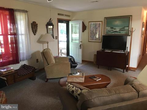 125 Ohio Ave, Earleville, MD 21919 photo 3