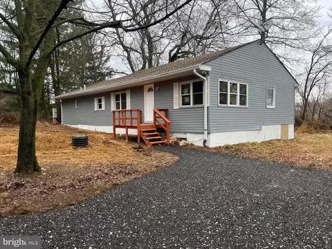 47 Mansion Dr, North East, MD 21901