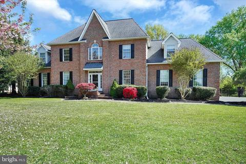 16 Riverside Dr, Elkton, MD 21921