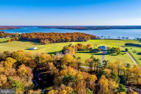 1360 Town Point Rd, Chesapeake City, MD 21915
