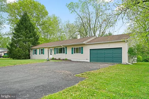 304 Appleton Rd, Elkton, MD 21921 photo 2