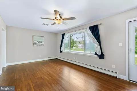 304 Appleton Rd, Elkton, MD 21921 photo 4