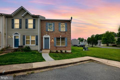 27 Thyme St, Elkton, MD 21921