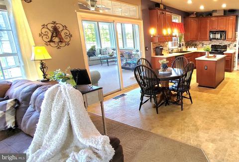 48 Manor Cir, Elkton, MD 21921 photo 10
