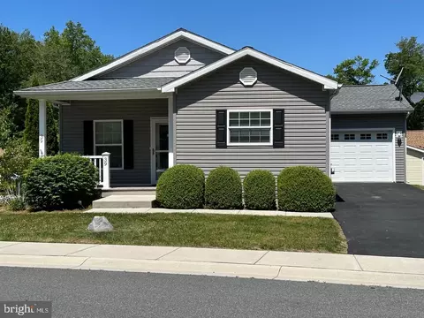39 Admirals Way, Elkton, MD 21921
