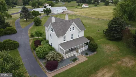 112 N Fieldcrest Dr, North East, MD 21901