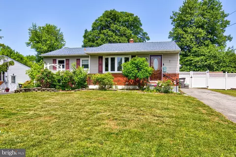 131 W Thomson Dr, Elkton, MD 21921