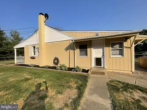 65 Maloney Rd, Elkton, MD 21921