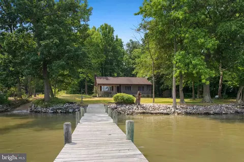 1727 Elk Forest Rd, Elkton, MD 21921