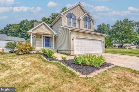 201 Franklin Ct, Elkton, MD 21921