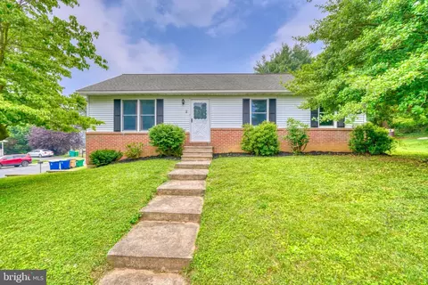 2 Meadow Ct, Rising Sun, MD 21911