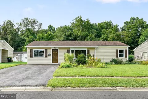 16 Manor Rd, Elkton, MD 21921