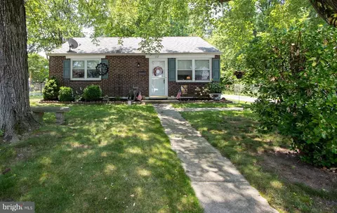 112 Brown St, Elkton, MD 21921