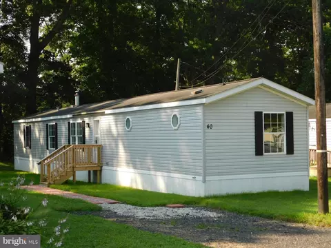 40 Buddy Blvd, Chesapeake City, MD 21915