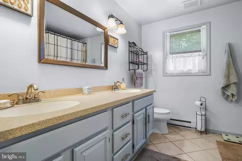 80 Ohio Ave, Earleville, MD 21919 photo 13