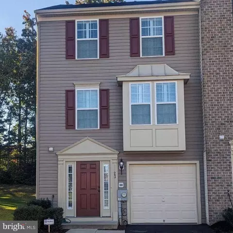 23 Magnolia Dr, Elkton, MD 21921