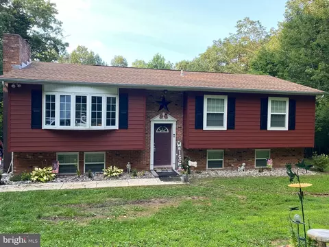 39 Crestwood Dr, Elkton, MD 21921