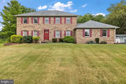 53 Vista Dr, Elkton, MD 21921