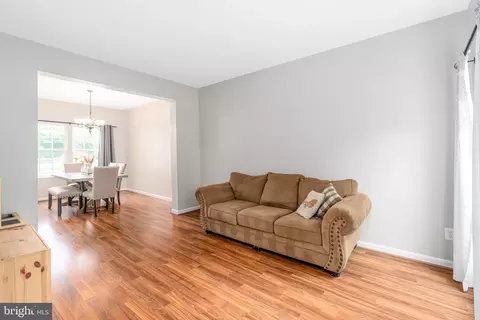 72 Blackborne Dr, Elkton, MD 21921 photo 4