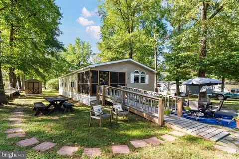 3 Malvern Dr, Elkton, MD 21921