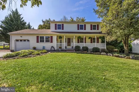34 Academy Dr, Elkton, MD 21921