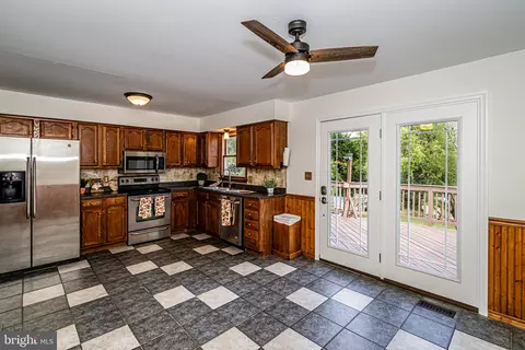 27 Riverview Ct, Elkton, MD 21921 photo 6
